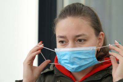 Нет фуд-кортам и барам: в Петербурге вступили в силу новые коронавирусные ограничения - spb.mk.ru - Санкт-Петербург