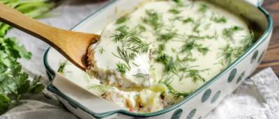 Рецепт куриного филе в нежном сырно-сливочном соусе с брокколи и беконом - runews24.ru