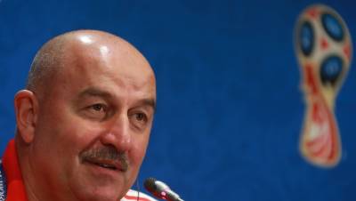 Скаут Кучеров заявил, что высказывания Черчесова в Европе долго бы терпеть не стали - gazeta.ru - Голландия