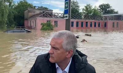Сергей Аксенов - На юг России обрушились тропические ливни. В Керчи выпала двухмесячная норма осадков - og.ru - Крым - Краснодарский край - Ростовская обл. - Керчь