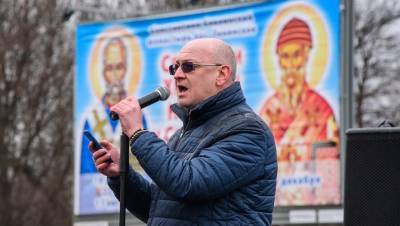Максим Резник - Петербургского депутата Максима Резника везут на допрос после обыска - dp.ru - Санкт-Петербург