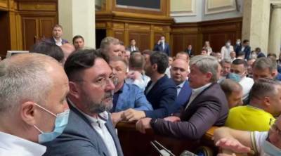 Никита Потураев - «Слуга народа» предложил «расстрелять» фракцию ОПЗЖ - news-front.info - Украина