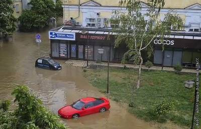 Сергей Бороздин - Режим ЧС ввели на востоке Крыма из-за ливня - interfax.ru - Москва - Крым - Симферополь - Керчь