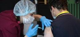 Две трети россиян воспротивились обязательной вакцинации - finanz.ru - Москва