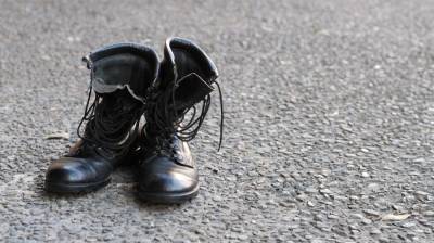 В ботинке умершего в Майкопе воронежского солдата нашли предсмертную записку - vestivrn.ru - Майкоп - Острогожск