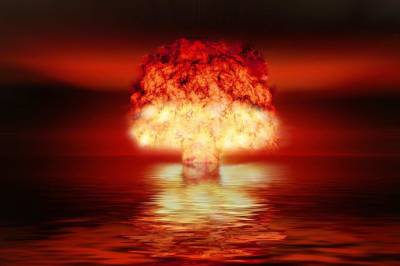 Никита Хрущев - Мао Цзэдун - Создание оружия массового поражения: Первые испытания водородной бомбы КНР и разработки других стран - actualnews.org