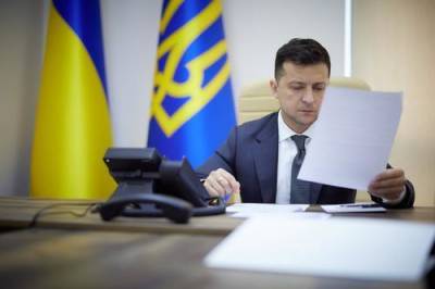 Владимир Зеленский - Алексей Леонков - Военный аналитик Леонков: у Зеленского не получится превратить ВСУ в самую мощную армию в Европе из-за бедности Украины - argumenti.ru - Украина - Киев