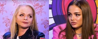 Максим Галкин - Лариса Долина - Лариса Долина получила подарок от Вали Карнавал - runews24.ru