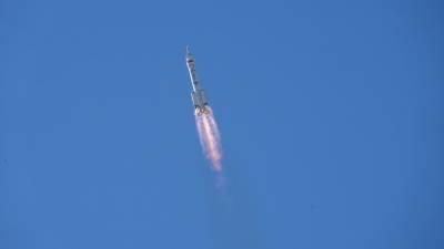 Китайский корабль «Шэньчжоу-12» пристыковался к космической станции - 5-tv.ru - Китай