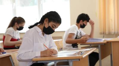 В Азербайджане прошли очередные выпускные экзамены для учащихся 9-х классов школ - trend.az - Азербайджан - Баку - Физулинск