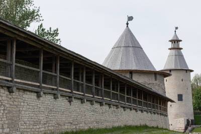 В пятницу псковский музей закрывает для посещения экспозиции и выставки - mk-pskov.ru - Псков