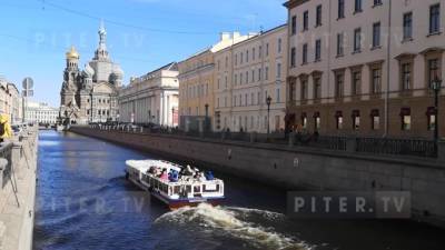 Судам временно запретят ходить по каналу Грибоедова - piter.tv - Суда
