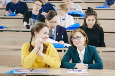 Совет ректоров не принял окончательное решение по допуску только привившихся студентов на очные занятия в столичные вузы – Учительская газета - ug.ru - Москва - Московская обл.