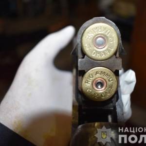 В Одесской области мужчина убил товарища, а потом застрелился сам. Фото - reporter-ua.com - Одесская обл.