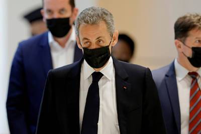 Николя Саркози - Прокурор запросил для Саркози шесть месяцев тюрьмы - lenta.ru