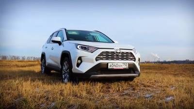 Toyota RAV4 вошла в топ-5 лучший кроссоверов на вторичном авторынке в РФ - inforeactor.ru