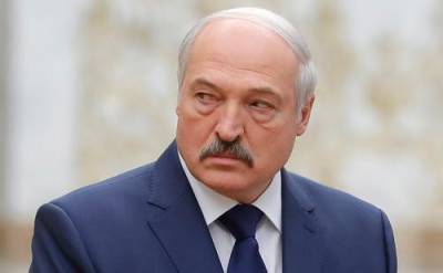 Александр Лукашенко - Леонид Заяц - Лукашенко для своей защиты создаёт народное ополчение - argumenti.ru - Белоруссия