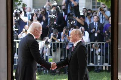 Владимир Путин - Джозеф Байден - Эксперт оценила значение встречи Путина и Байдена для Сербии - pnp.ru - Сербия - Косово