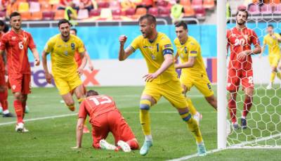 Андрей Шевченко - На Евро - Украина поднялась на второе место группы на Евро - sportarena.com - Австрия - Украина - Македония - Голландия