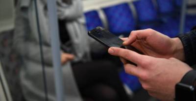 Россиянам рассказали о приложениях на смартфоне для защиты от телефонных мошенников - reendex.ru