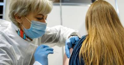 В трех торговых центрах Риги открываются пункты вакцинации от Covid-19 - rus.delfi.lv - Рига - Латвия - Riga
