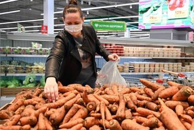 В России резко выросли цены на морковь и картофель - lenta.ru