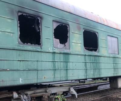 В Камышлове сгорел вагон поезда с рабочими. Пострадавший в реанимации - znak.com - Тюмень - Уральск