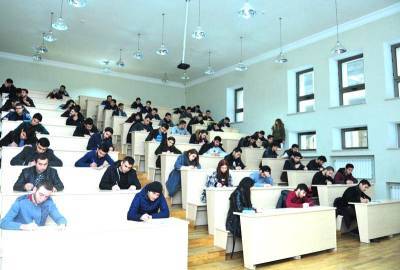 Эмин Амруллаев - Студенческий кредитный фонд расширит доступ к высшему образованию в Азербайджане - министр - trend.az - Азербайджан
