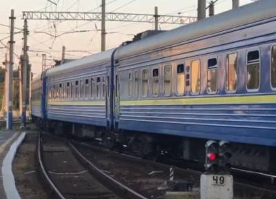 Трагедия в поезде "Укрзализныци", женщину спасти не удалось: первые подробности - politeka.net - Киев - Одесса - Павлоград