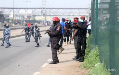 В Нигерии боевики напали на школу и похитили 80 человек - korrespondent.net - Нигерия - Nigeria