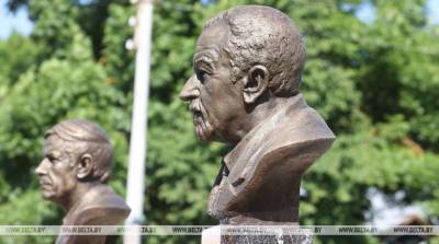 Алексей Сорокин - Бюсты Быкову и Бородулину открыли в Ушачах - belta.by