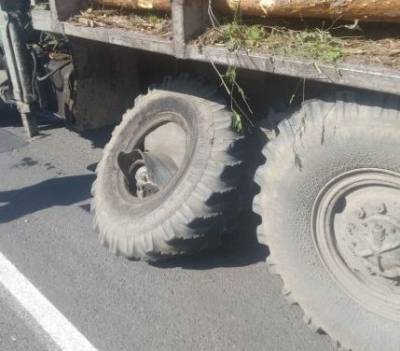 В Ровно взорвавшаяся шина грузовика убила пешехода. ФОТО, ВИДЕО - enovosty.com - Ровенская обл.