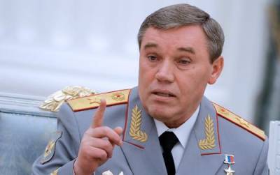 Валерий Герасимов - НГШ ВС РФ Валерий Герасимов вручил дипломы выпускникам Академии Генштаба - argumenti.ru