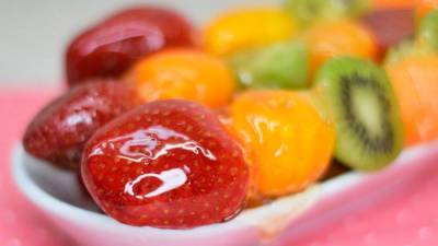 Старинный бабушкин рецепт: стеклянные фрукты и ягоды - skuke.net