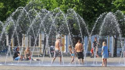 €5 000 за купание в фонтане: немцам лучше освежаться в другом месте - germania.one - Берлин