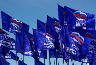 Андрей Исаев - Андрей Макаров - Соцсфера и поддержка регионов: "Единая Россия" подвела итоги работы в действующем созыве Госдумы - online47.ru