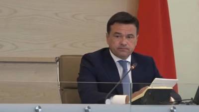 Андрей Воробьев - Губернатор Подмосковья сделал третью прививку от COVID-19 - piter.tv - Московская обл.