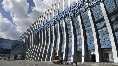 Собаки не дали приземлиться самолету в аэропорту Симферополя - iz.ru - Симферополь