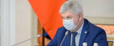 Александр Гусев - Александр Гусев поручил ликвидировать вторую смену в Павловской СОШ №2 - runews24.ru - Воронежская обл.
