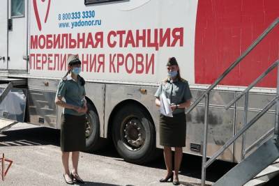 Брянские росгвардейцы сдали кровь - mk.ru - Брянская обл.