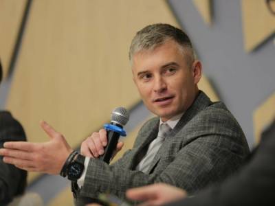 Юрий Витренко - Александр Новиков - Денис Шмыгаль - В НАПК заявили, что решение ОАСК приостановить предписание на имя Шмыгаля об увольнении Витренко противоречит закону - gordonua.com - Украина