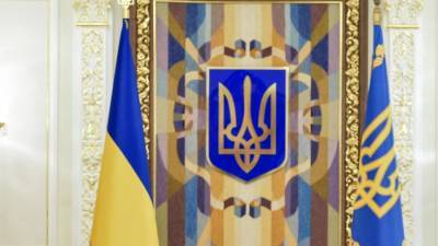Владимир Путин - Алексей Данилов - Джо Байден - Совбез Украины ввел санкции против «аффилированных со спецслужбами РФ» лиц - iz.ru