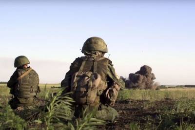 Украинская армия обстреляла село на юге Донбасса - mk.ru - ДНР