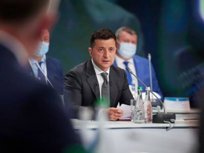 Владимир Зеленский - Зеленский подписал закон о поддержке украинских авиакомпаний в период перехода к использованию самолетов отечественного производства - gordonua.com - Украина