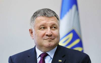Арсен Аваков - Ирина Верещук - Михаил Подоляк - В ОП прокомментировали слухи о готовящейся отставке Авакова - lenta.ua