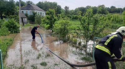 Сильные ливни в Днепре и Мариуполе затопили дома и дворы - ru.slovoidilo.ua - Крым - Днепр - Мариуполь