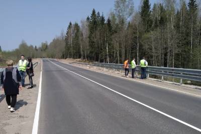 Подрядчиков, которые не восстановят разрушенные дороги в Новгороде, привлекут к закону - mk.ru - Великий Новгород