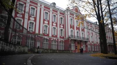 В СПбГУ начался прием документов абитуриентов - piter.tv - Петербург