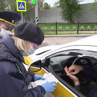 В Подмосковье 140 тыс. таксистов проинформируют о вакцинации через портал госуслуг - radiomayak.ru - Московская обл.