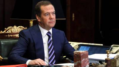 Владимир Путин - Дмитрий Медведев - Медведев заявил, что «Единая Россия» готова к борьбе на выборах - gazeta.ru